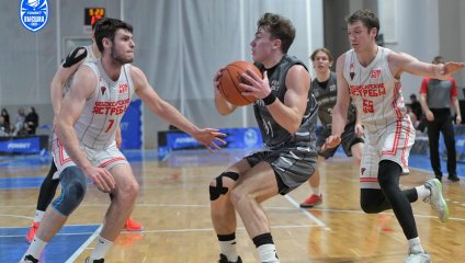 Уральцы терпят первое поражение в сезоне