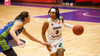 "НИКА-Лузалес" дома справилась с гостями из Омска