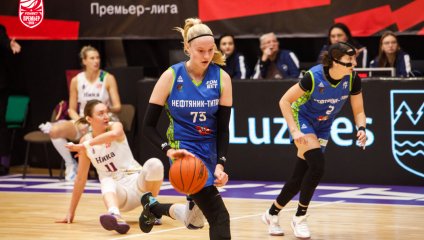 "НИКА-Лузалес" дома справилась с гостями из Омска