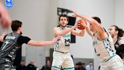 «ТСК-УРАЛ-УрГУПС» добывает победу у «Нефтехимика»