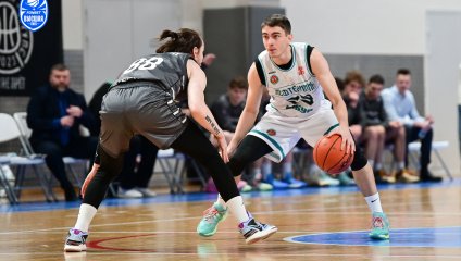 ТСК-УРАЛ - УрГУПС - Нефтехимик 104:61 (17.11.2025)