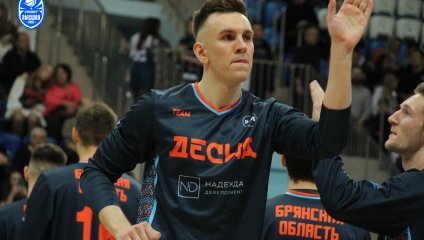 «Десна» уступает «Русичам» в первом матче финала