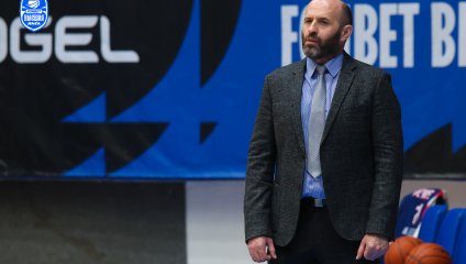 «Металлург» на последней секунде вырвал победу у «Надежды-2»