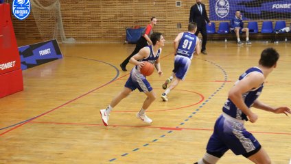 «Южный слон-СКФУ» одерживает победу над «Динамо-МГТУ»