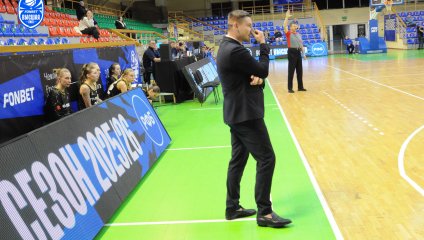 «ЧГУ-Атланта» побеждает хозяек площадки