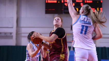 «Самара» уступила «Надежде» в концовке