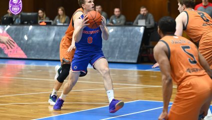 «ЧБК» уверенно выиграл у «Новосибирска»