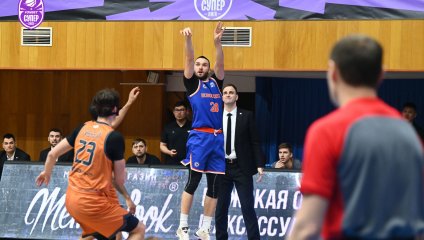 «ЧБК» уверенно выиграл у «Новосибирска»