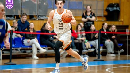 «ЧБК» побеждает на домашнем паркете 