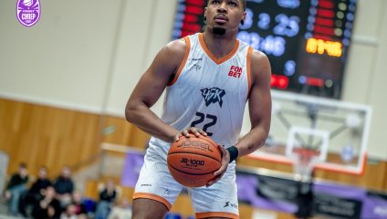 «ЧБК» побеждает на домашнем паркете 