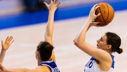 «Динамо» выиграло домашнее сибирское дерби 