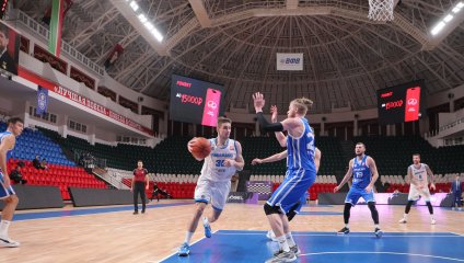 "Динамо" из Приморского края одерживает уверенную победу над одноклубниками из Грозного