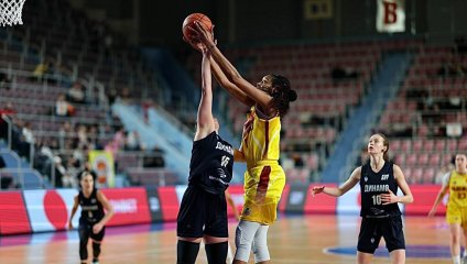 «Надежда» на домашнем паркете уступила курскому «Динамо»