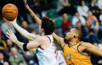 "ЧБК" подтверждает статус фаворита в Новосибирске