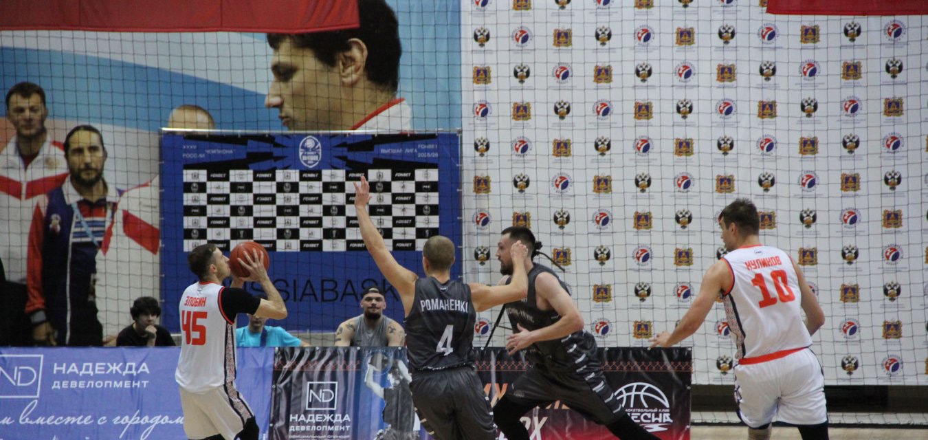 «Десна» побеждает и выходит на первое место