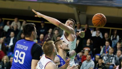 “Новосибирск” выстоял на домашней площадке