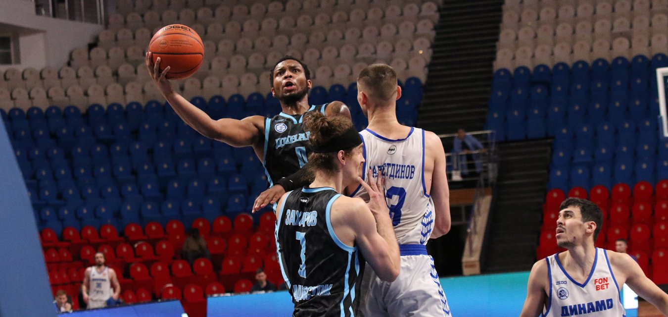 Динамовское дерби завершилось победой дальневосточников