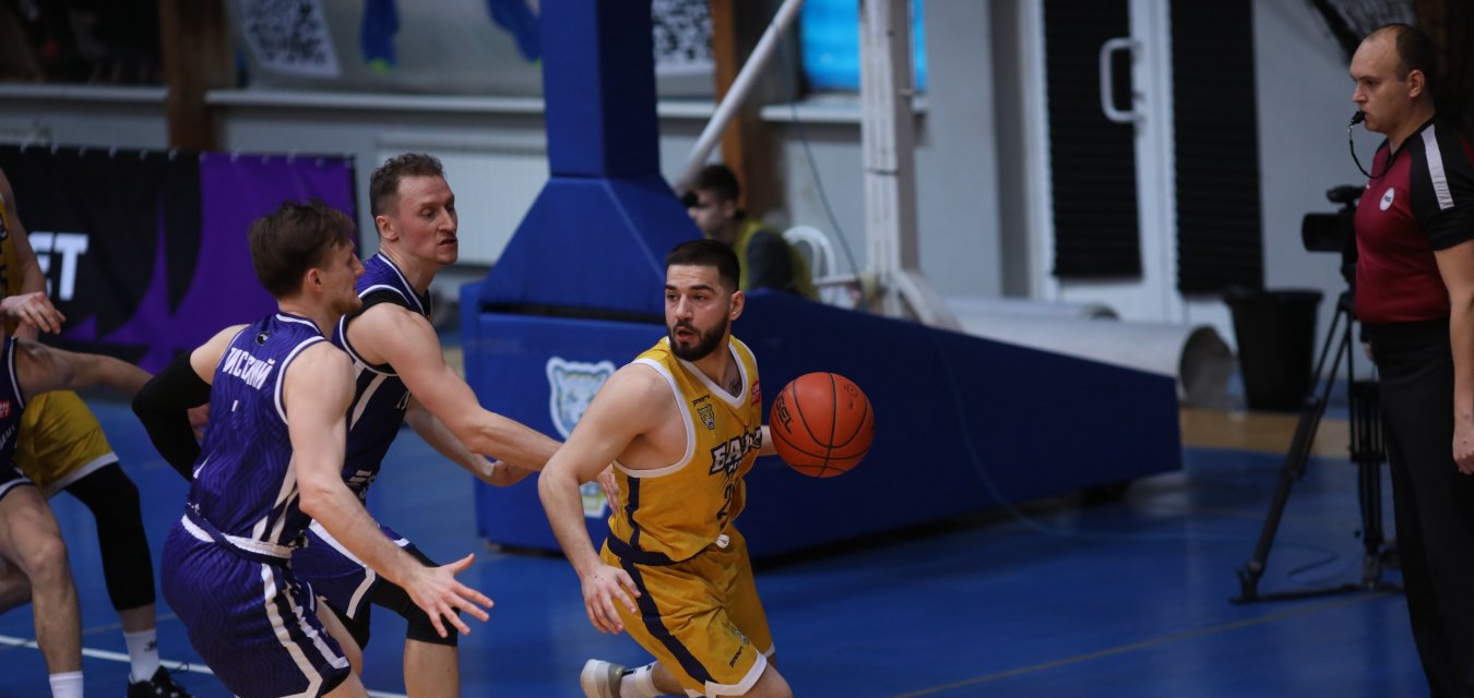 БАРС-РГЭУ прервал серию поражений в концовке домашнего матча с "Куполом-Родниками"