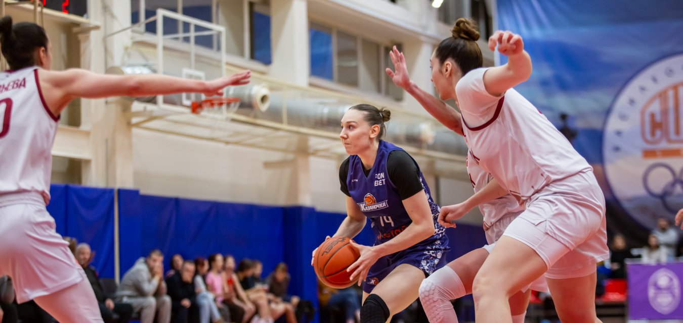 «Казаночка» одержала вторую победу подряд, переиграв «Спартак»