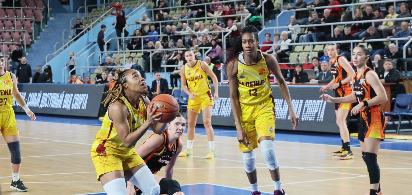 «Надежда» уступила УГМК на домашнем паркете