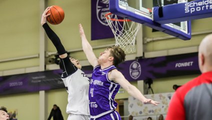 "Тамбов" выигрывает дома у "Купола-Родников"