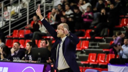 «Тамбов» побеждает «Химки» на родном паркете