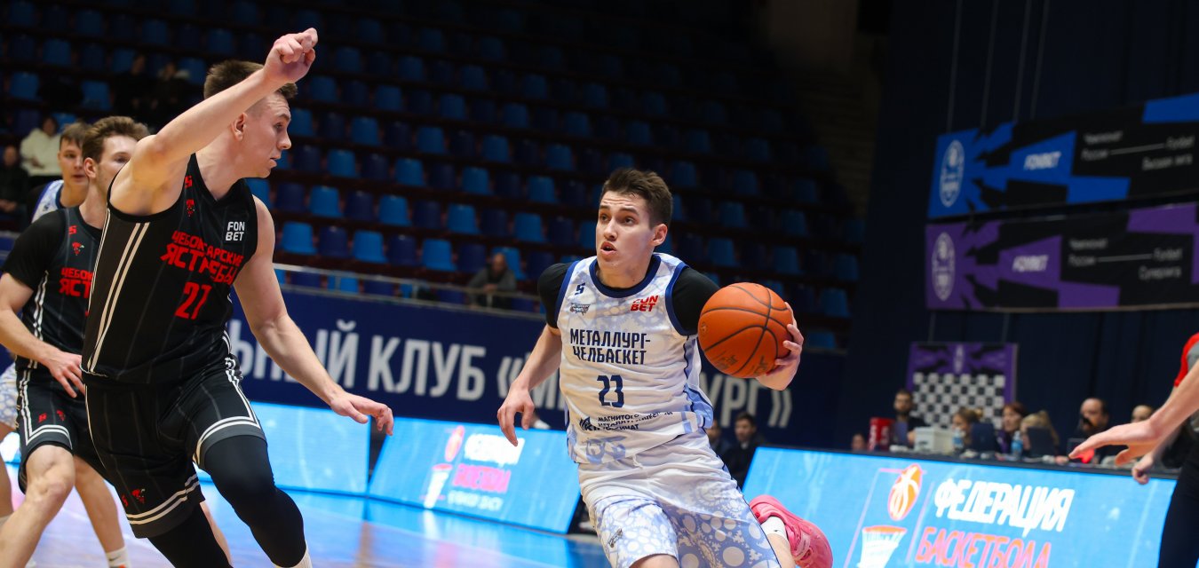 «Чебоксарские Ястребы» одержали драматичную победу в Магнитогорске