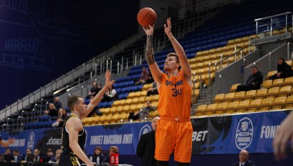 «ЦСП-Химки» уверенно обходят «Русичей»