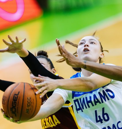 «Надежда» побеждает в Новосибирске