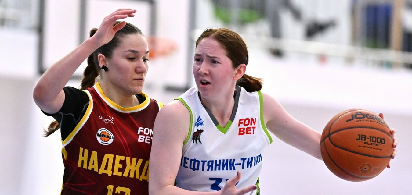  «Нефтяник-Титан-2» впервые обыграл «Надежду-2»