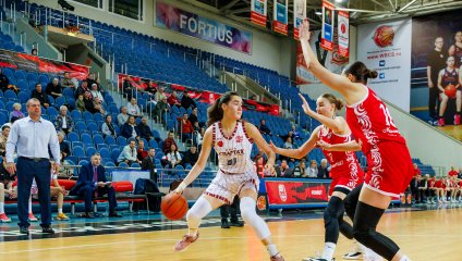 "Спарта энд К" громит "МБА-МГУСиТ" на домашней площадке