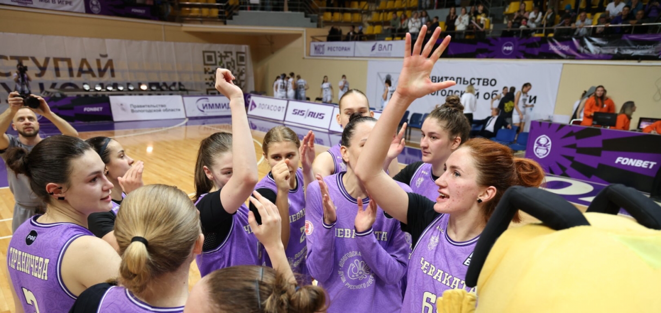 «Чеваката» при полных трибунах обыграла дома курское «Динамо-Фарм»