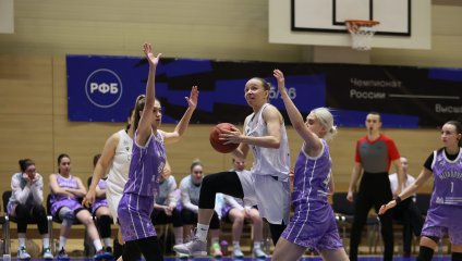 «Енисей-2» снова обыграл «Металлург»