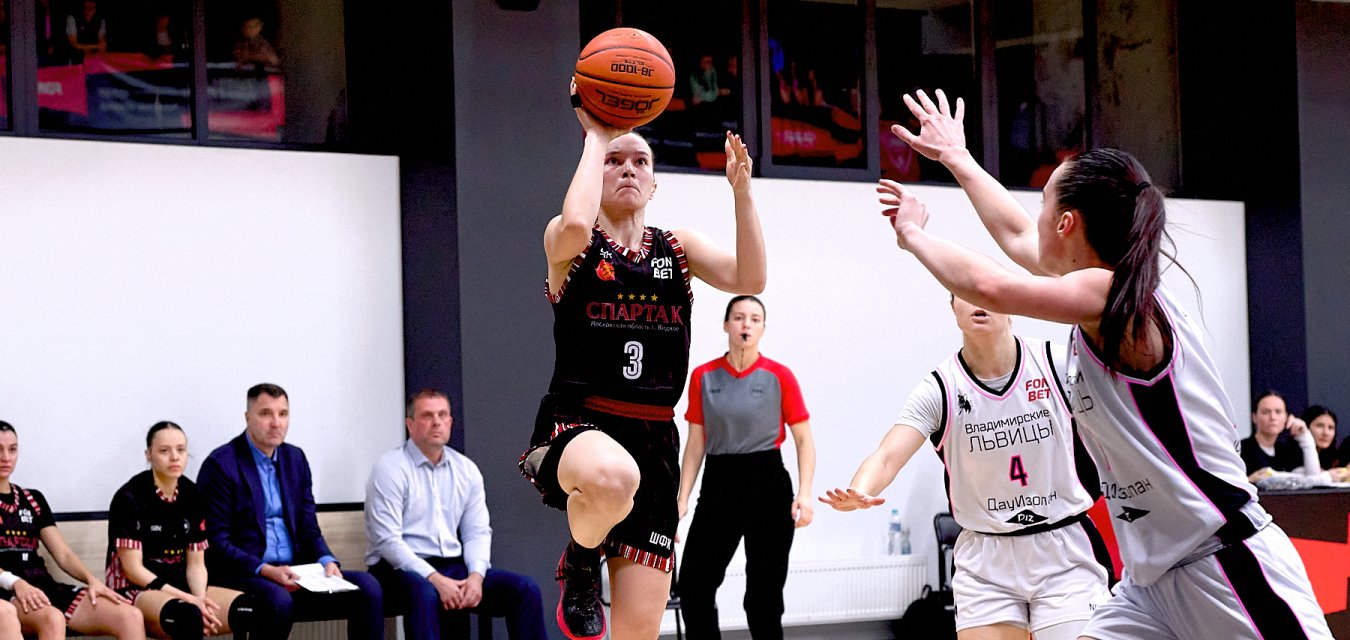 «Владимирские львицы» уступили «Спарте энд К»