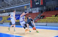 «Югра» прервала победную серию уфимского «Динамо»