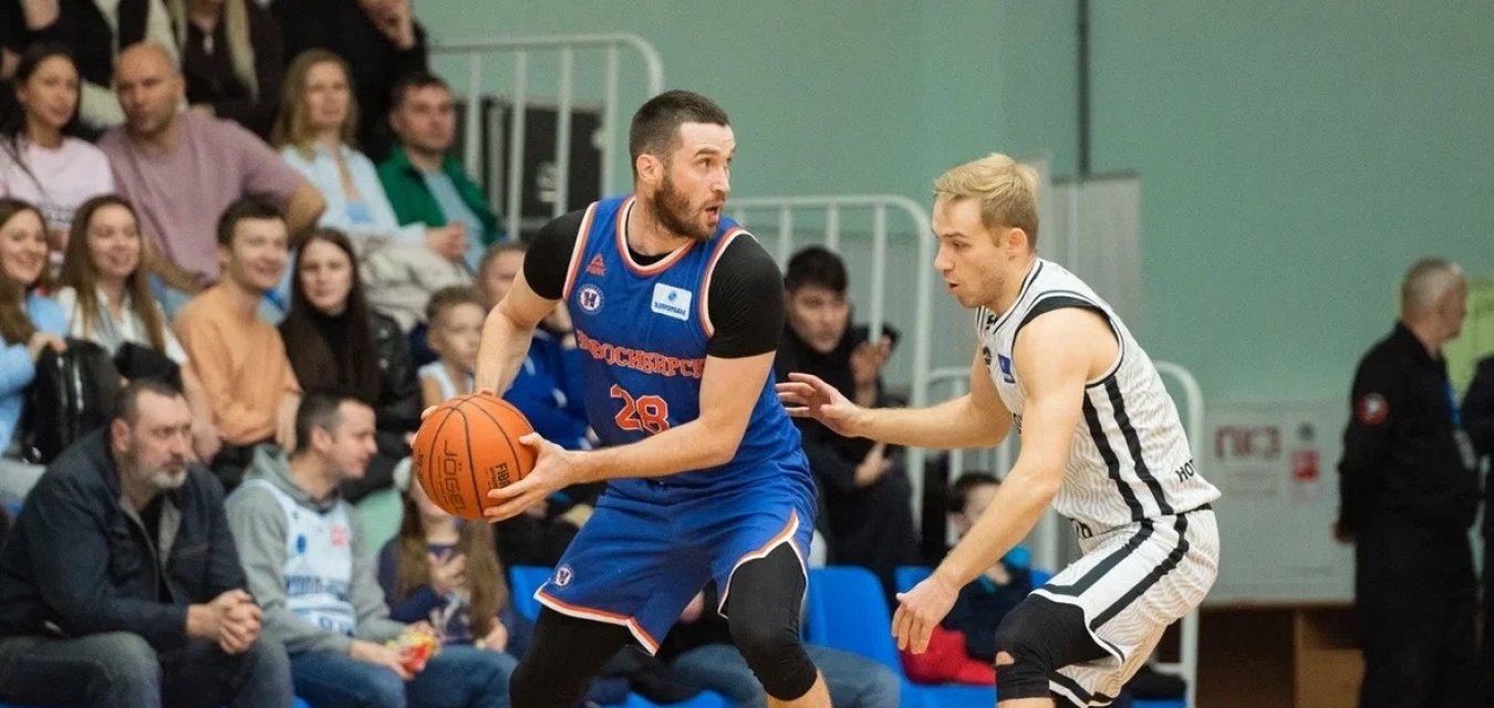 Победа "Купола"  в первой встрече 1/8 финала