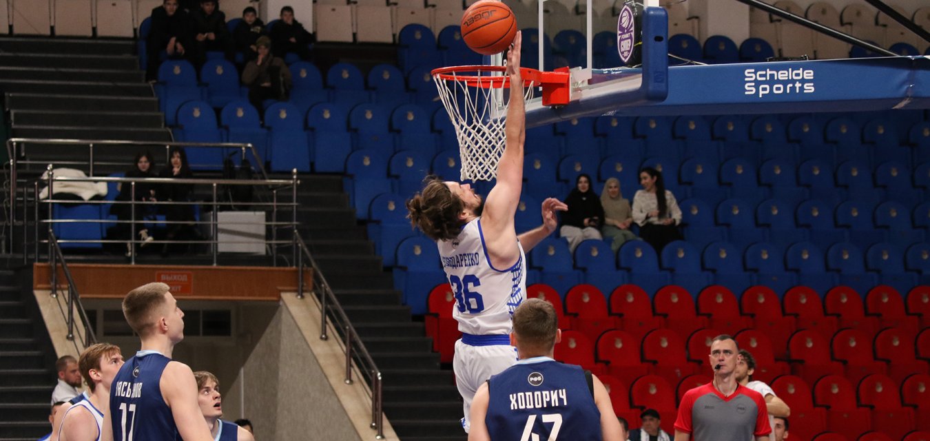 Грозненское "Динамо" уступило одно очко "Зениту"-2