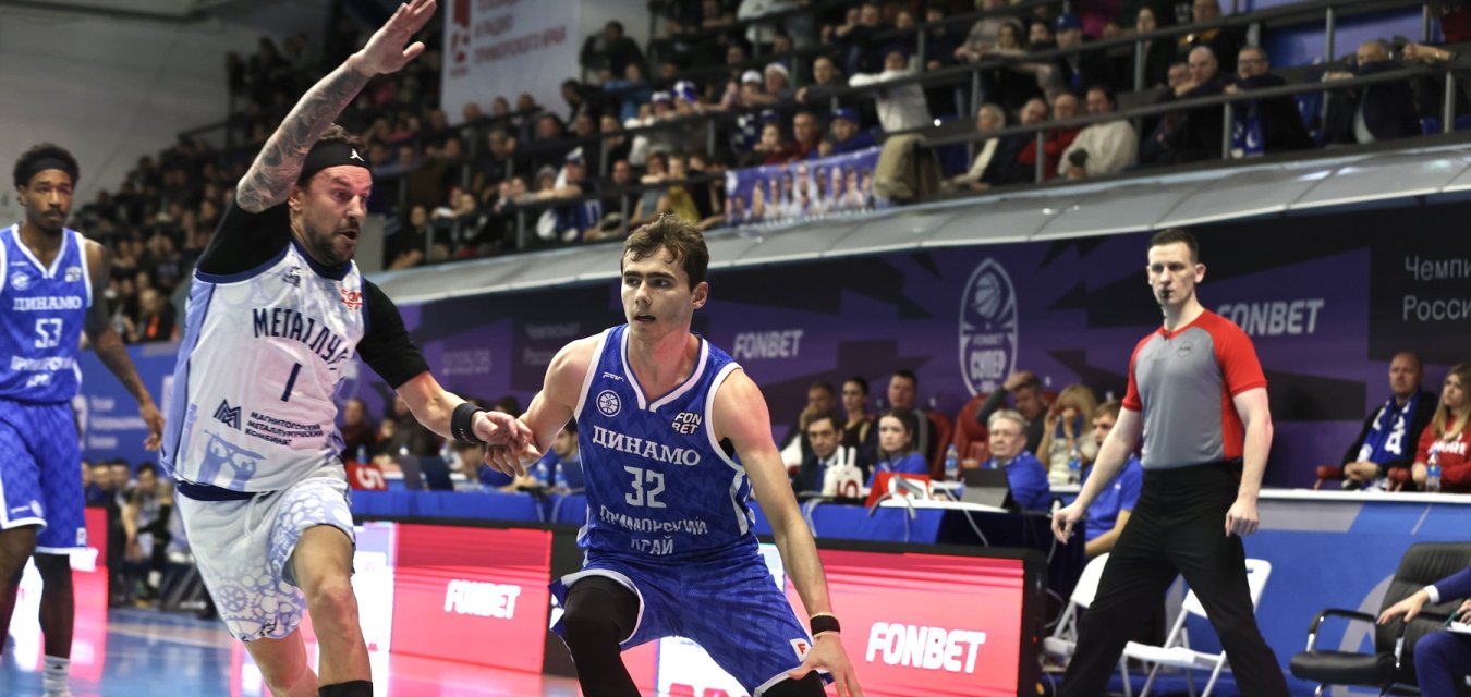 Приморское «Динамо» разгромило «Металлург» во Владивостоке