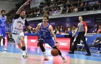 Приморское «Динамо» разгромило «Металлург» во Владивостоке