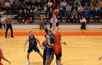 Камбэк и уверенная победа «Темпа»